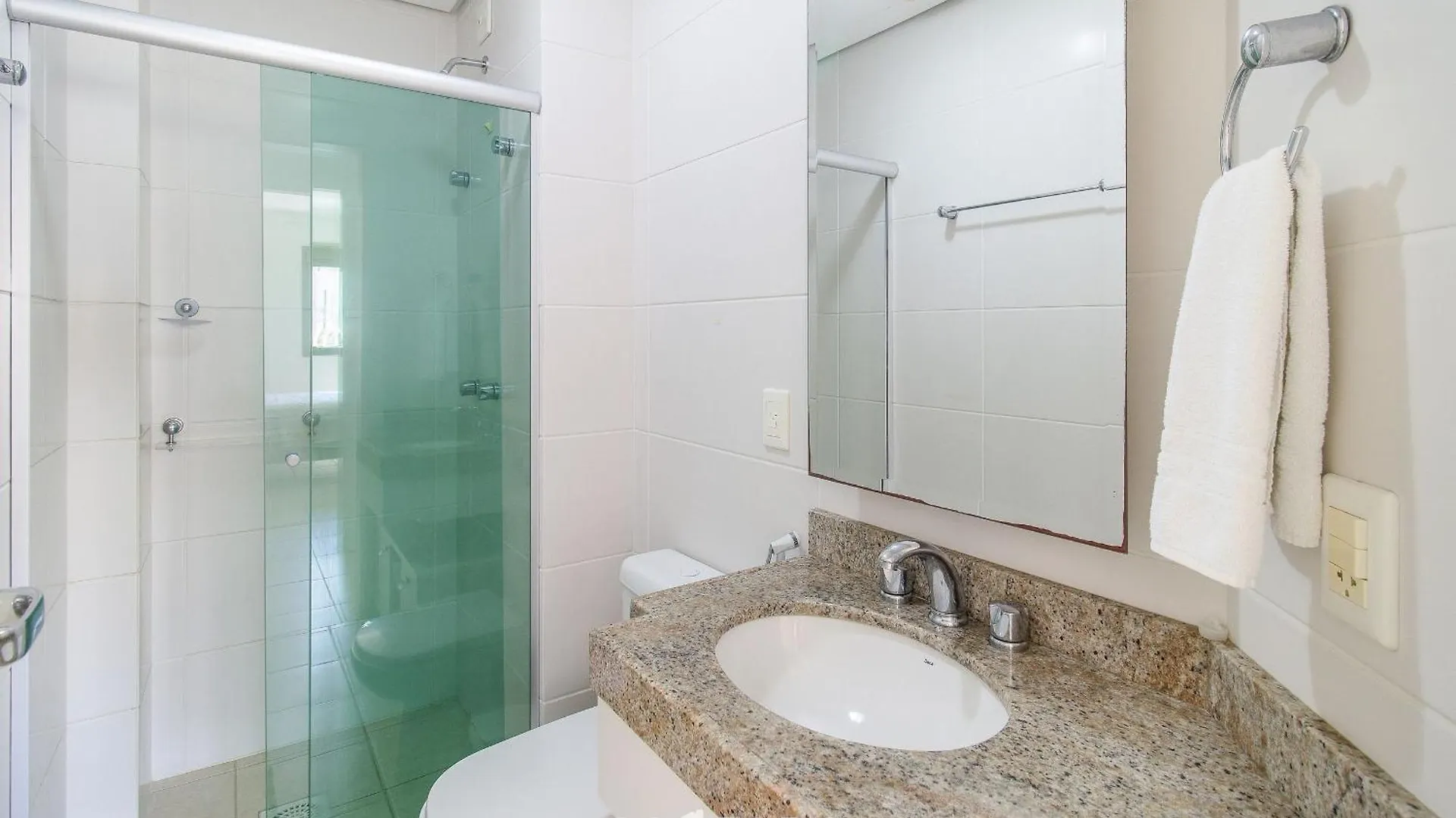 Apto Confortavel E Bem Localizado Rak0331 Florianópolis Brasilien